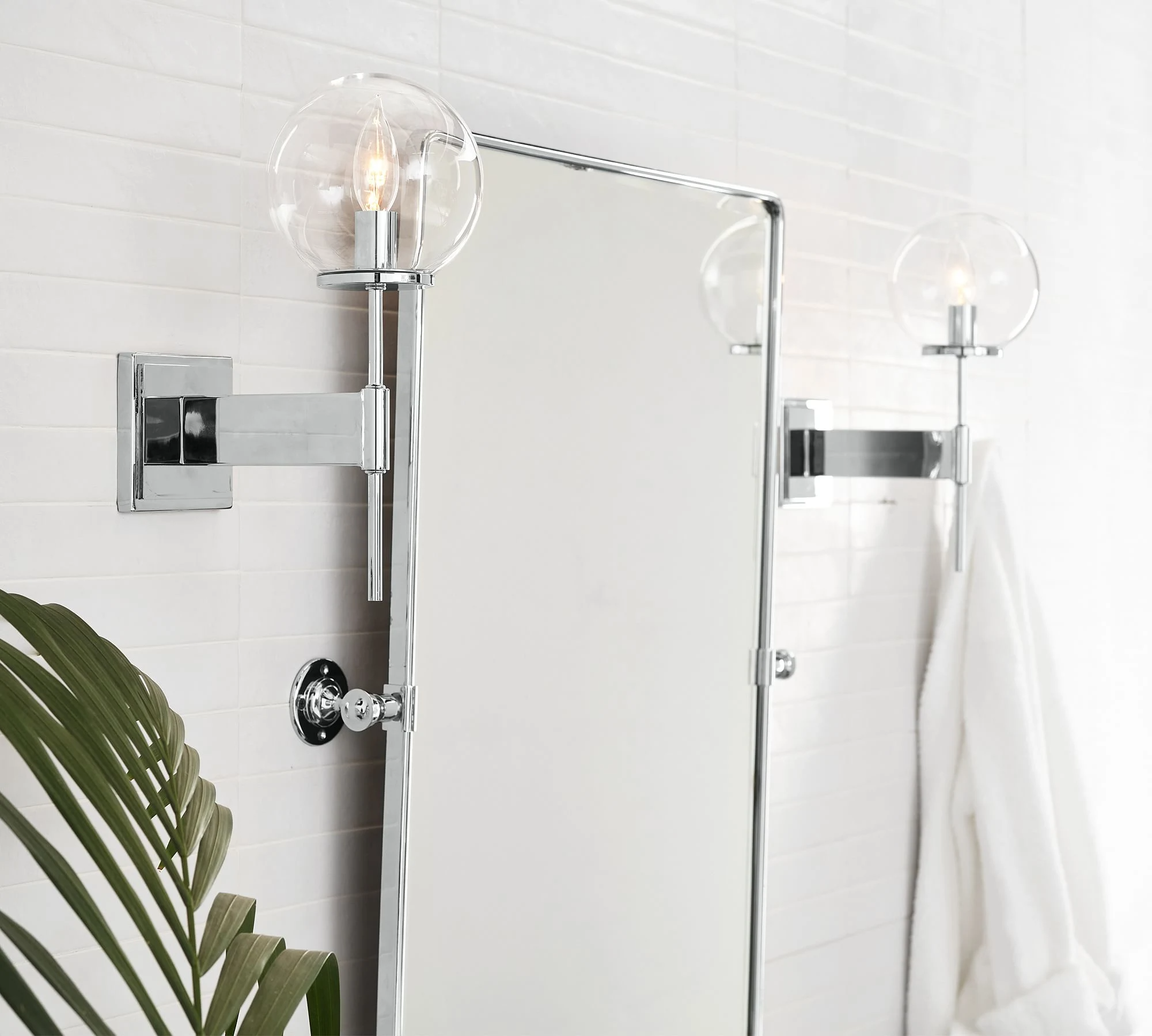 2022 New Arrival Bathroom Hotel Stainless Steel Vanities Modern Waterproof Mirror Cabinets with Mirror