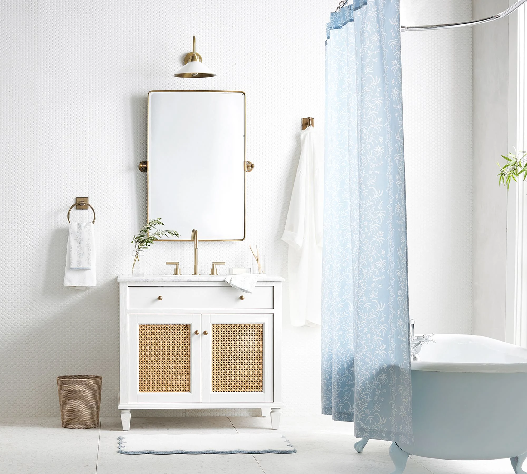 2022 New Arrival Bathroom Hotel Stainless Steel Vanities Modern Waterproof Mirror Cabinets with Mirror