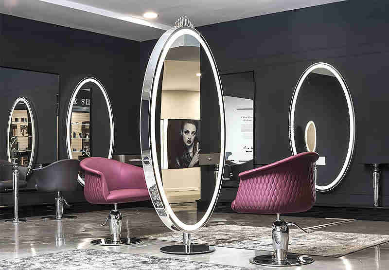 Salon mirror